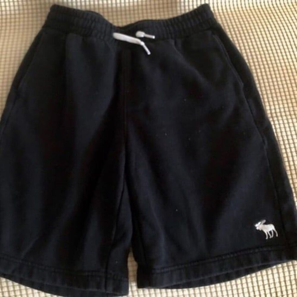 Abercrombie Kids Black Fleece Shorts Size 11/12